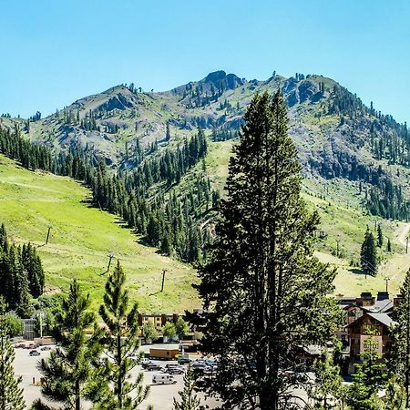 Squaw Valley Village Condos Olympic Valley  Exterior photo